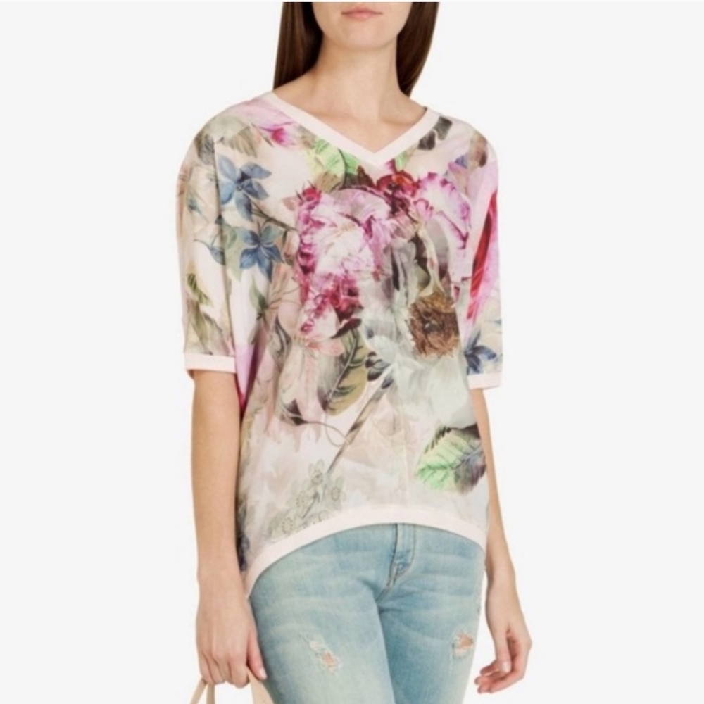 TED BAKER Peony Floral Gastil High Low Top